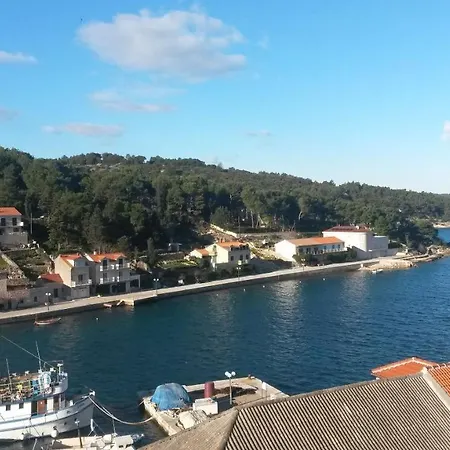 Ina Povlja (Brac)